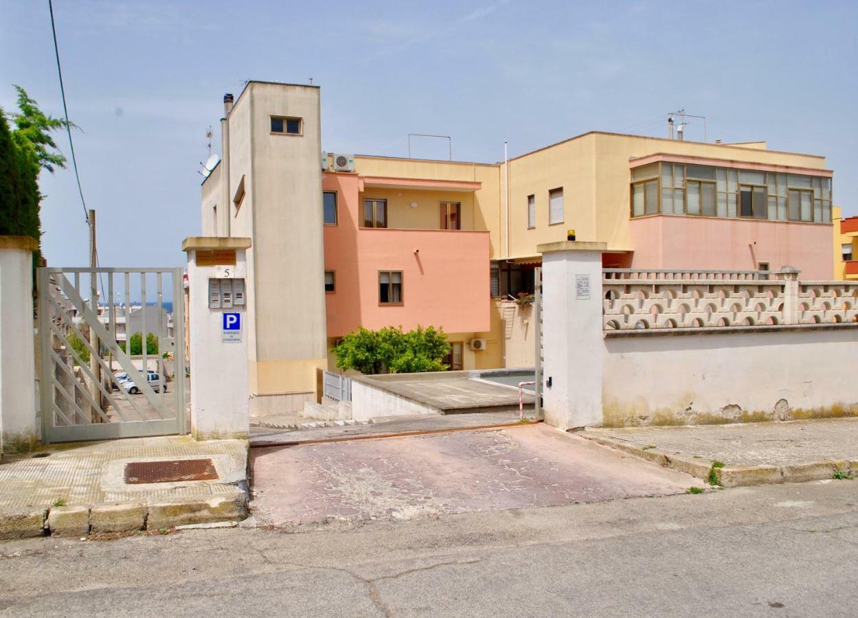 Appartamento Scirocco Tramontana Gallipoli Exterior photo